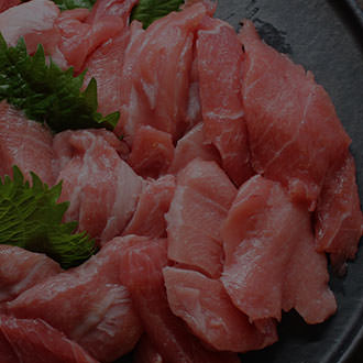 まぐろ 刺身、ほたて貝柱 生食、エビ 生食、うに、海鮮丼